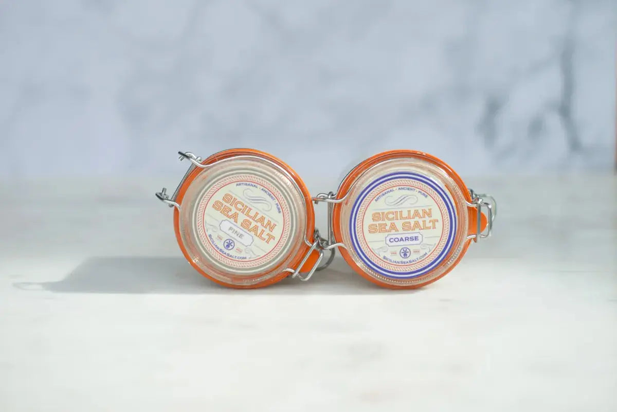 Sicilian coarse sea salt in glass jar 100% pure Mediterranean finishing salt